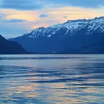 Steamboat In See- Und Bergnaehe, 4 Gaeste, Balkon Mit Aussicht Appartement Spiez