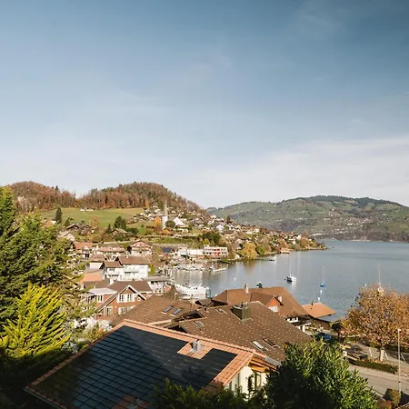 Steamboat - Faulensee - View *