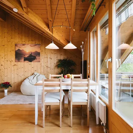 Steamboat In See- Und Bergnaehe, 4 Gaeste, Balkon Mit Aussicht Faulensee