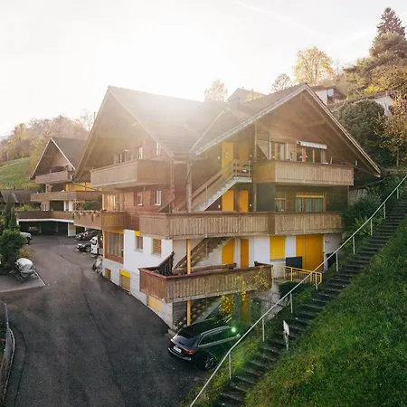 Lägenhet Steamboat In See- Und Bergnaehe, 4 Gaeste, Balkon Mit Aussicht Faulensee