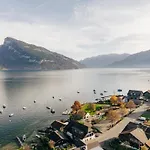 Steamboat In See- Und Bergnaehe, 4 Gaeste, Balkon Mit Aussicht Lejlighed Spiez